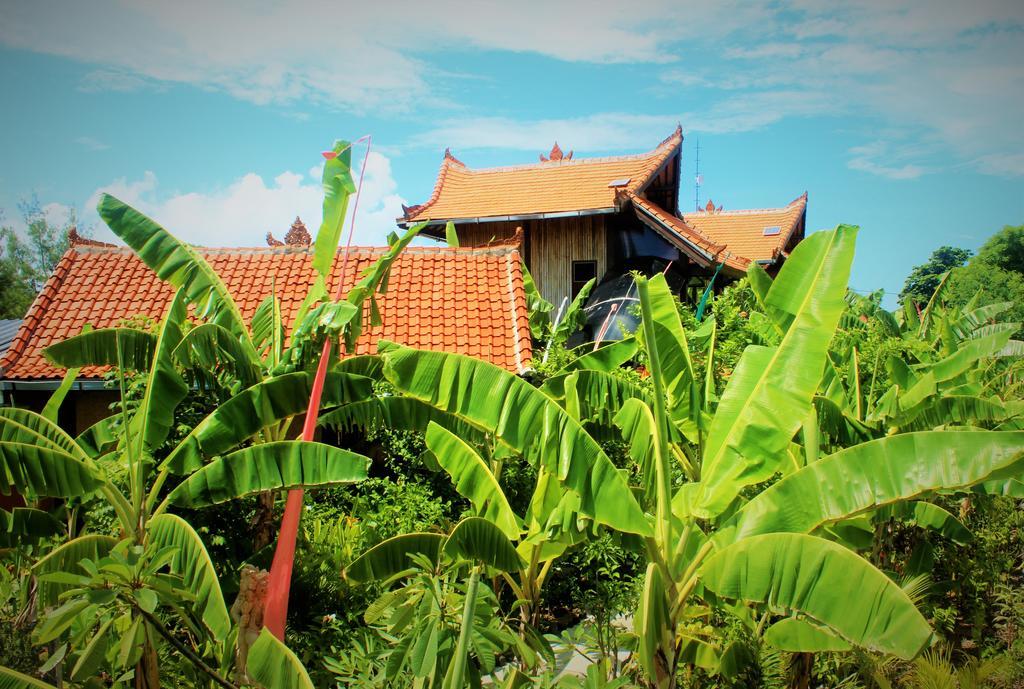 Mahogany Cottage Gili Meno Exteriör bild